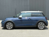 【MINI NEXT 認定中古車】安心の保証プログラムや延長保証など、MINI NEXT車両をご購入いただいたオーナーの皆様に、より快適なMINIライフを楽しんでいただくためのユニークなサービスをご用意しております。