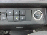 キーレスプッシュスタート。軽とは思えないほどの豊富な装備も魅力的!運転席から操作ラクラク。