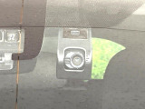 【ドライブレコーダー】ドライブレコーダー装備!走行中はもちろん、あおり運転や事故に遭遇した際、映像で記録し、万一のリスクに備えます。※記録用SDカードはお客様ご自身でご準備いただく必要があります。