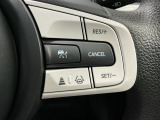アクセルから足を離しても設定したスピードを保ち走行し、高速道路での疲労軽減に役立つクルーズコントロール付きです!
