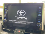 【9インチ ディスプレイオーディオ】大画面ディスプレイへお持ちのスマートフォンと連携して、ナビやbluetoothでの音楽再生が可能です♪デザインはもちろん操作性も良好!別途ナビ機能の取付可能です♪