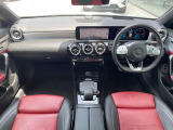 CLAクラス CLA200d AMGレザーエクスクルーシブパッケージ