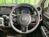 【純正革巻きステアリング】上質な革を使用することで、手にしっかり馴染みとても運転しやすいハンドルです♪