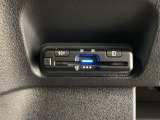 いまや快適なカーライフに欠かせないETCが付いています。