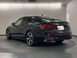ドイツ本国Audiと常時連動した、最新の各種データとメンテナンス設備が充実したサービス工場が複合された最新の店舗です。
