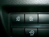 両側電動スライドドア装備です。運転席からボタン操作で開閉できます