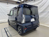 走りにこだわりながら収納力も持ち合わせたお車です。