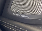 ●harman/kardonサウンドシステム:オーディオ専門メーカーが手掛けるプレミアムスピーカーを装備。多数のスピーカーから、音の粒立ちまで分かる高品質な音楽をお楽しみいただけます。