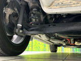 お車を安心してお乗りいただく為には、足回りの定期点検が欠かせません。サービスサポート(有償保証)では無料点検もご提供しており、安心のカーライフをお過ごしいただけるサポート体制が整っています。