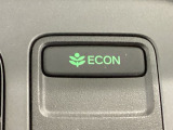 ★ECONスイッチ★ エコドライブを加速しよう!スイッチをONにすると、運転の仕方によるロスを抑え込み燃費をよくするようクルマが頑張ります(*^ー^*)燃費向上にチャレンジ♪