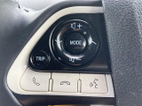 【ステアリングスイッチ】運転中、前方から目線をそらすことなく、オーディオ等の操作が可能な便利機能!安心&快適なドライブを演出してくれます♪
