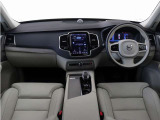 Google搭載/ETC2.0/360度カメラのフルセット搭載。11.2インチ・タッチスクリーン式センターディスプレイと、2モード選択式の12.3インチデジタル液晶ドライバー・ディスプレイを装備。