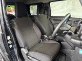 運転席シート廻りは使用感も少なく、とても良好な状態です♪さらに気持ちよくお乗り頂くために、徹底したルームクリーニングも実施しております!