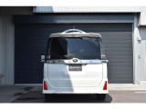 こちらの車両をベースに追加カスタムのご依頼も大歓迎でございます!自社製品から社外製品まで、幅広く取扱いしております!気になる商品、理想の車のイメージがありましたら何でもご相談ください!
