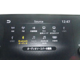 地デジTV、FM&AM視聴、Bluetooth、Apple CarPlay、andoroid Auto対応になっており、多機能ですよ♪素敵な音楽で楽しいドライブを★