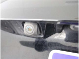 バックガイドモニター搭載で、駐車時もラクラク安心!