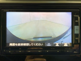 リアカメラ付で、後方をナビ画面で確認。車庫入れも安心です。もちろん、バックギアと連動しています。