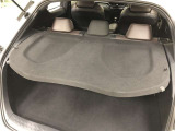 【パッケージトレイ】荷物に直射日光が当たるのを防ぐことができます。また、荷物が外から見えないので防犯面でも安心です!標準装備がうれしい!