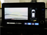 バックカメラ搭載です!車庫入れが苦手な人はもちろん、車両感覚に自信がある人にもお勧めです!見えない箇所が見えるようになるので、低い障害物や隠れてしまっている子供の存在等にも気付く事が出来ます。