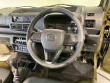 納車前にはプロのメカニックが点検、整備を行いますので安心してお乗り頂けます!!