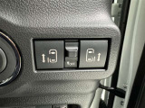 両側電動スライドドアで狭い所でも乗り降り楽々です!