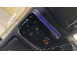 【24時間緊急通報・故障通報サービス】事故の際、エアバッグ等が作動すると自動で緊急通報を発信します。車両故障で走行不能になる等の問題が発生した場合、ボタンを押してサポートセンターに連絡出来ます。