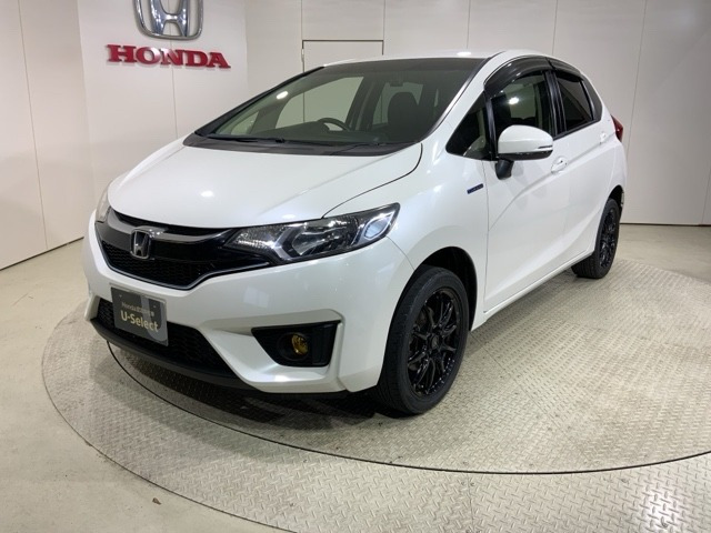 フィット 1.5 ハイブリッド Fパッケージ 4WD 