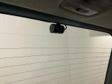 後方にもドライブレコーダーのカメラ(社外品)が付いています。前後両方でお車の周りを監視・記録いたします。
