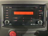 純正のAM/FM電子チューナーラジオが装備されております。お好きな音楽を聴きながら快適にドライブができます。