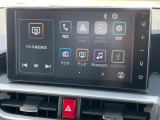 【9型ディスプレイオーディオ】お手持ちのスマートフォンとの連携で、ナビや音楽再生など各種アプリを使用可能。スマホに近い感覚でお使いいただけます♪