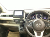視界が広く運転しやすいように設計されています。