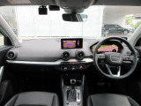 運転に必要な情報をメーター内に集約し、ドライバーの安全で快適な運転に寄与するアウディバーチャルコックピット。