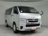 TOYOTA SAFETY SENSEは道路状況、車両状態、天候状態及びドライバーの操作状況などによっては、作動しない場所があります。