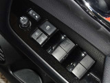 電動格納式ドアミラー・パワーウインドウを装備しています。