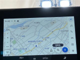 純正ナビを装備。タッチパネル式で使いやすく、お出かけもラクラクです。