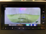 リアカメラ付で、後方をナビ画面で確認。車庫入れも安心です。もちろん、バックギアと連動しています。