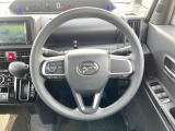 【ステアリングスイッチ】運転中、前方から目線をそらすことなく、オーディオ等の操作が可能な便利機能!安心&快適なドライブを演出してくれます♪