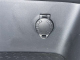 シガーソケット用の充電器が使用可能です!
