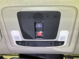 Honda CONNECTサービス対応車です。Honda CONNECT用緊急通報ボタン/トラブルサポートボタンが付いています。