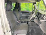 ドライバーによって運転しやすいポジションは異なり、あの車はどうなのか不安なこともありますよね。気になるお車は店頭で乗り込んでご確認いただけます♪
