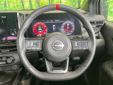 【純正革巻きステアリング】上質な革を使用することで、手にしっかり馴染みとても運転しやすいハンドルです♪