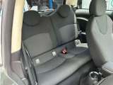 人気のMINI ONE入庫しました おしゃれなデザインとコンパクトで運転しやすく、街乗りからロングドライブまで快適です 認証工場でしっかり整備してから納車いたします お気軽にお問い合わせください
