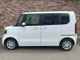 オプションになりますが、ボディーコーティングもご用意しております。新車の輝きに近づき、洗車などのお手入れも楽になりますよ。