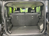 普段のお買い物や通勤、送迎等に十分な荷室スペースを確保しております。セカンドシートを倒すと、大きな荷物の積載も可能です♪