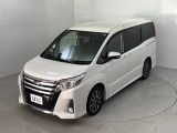 H27年 トヨタ ノア Si 7人乗りが入庫しました。メモリーナビ・Bluetooth対応・CD・両側電動スライドドア・リアカメラ