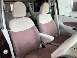 運転席シート廻りは使用感も少なく、良好な状態です!