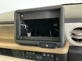 オーディオレスの状態です別途、お好みのナビもしくはディスプレイオーディオの取り付けが必要になります。詳しくはスタッフへお尋ねください