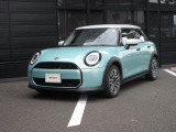 【Kumamoto BMW / MINI 熊本】では、厳しい基準を満たした正規ディーラー認定中古車を厳選。ご購入後も安心のサポートでカーライフをお楽しみいただけます。