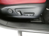 【電動シート】運転席の位置調整はスイッチ操作だけ!微調整もできますよ。