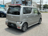 ネット掲載車両につき、「メール」よりお問い合わせを頂きました方を優先して案内しております。売約済みや移動となっている場合もございます、まずは「電話」でなく「お問い合わせボタン」よりお問い合わせください